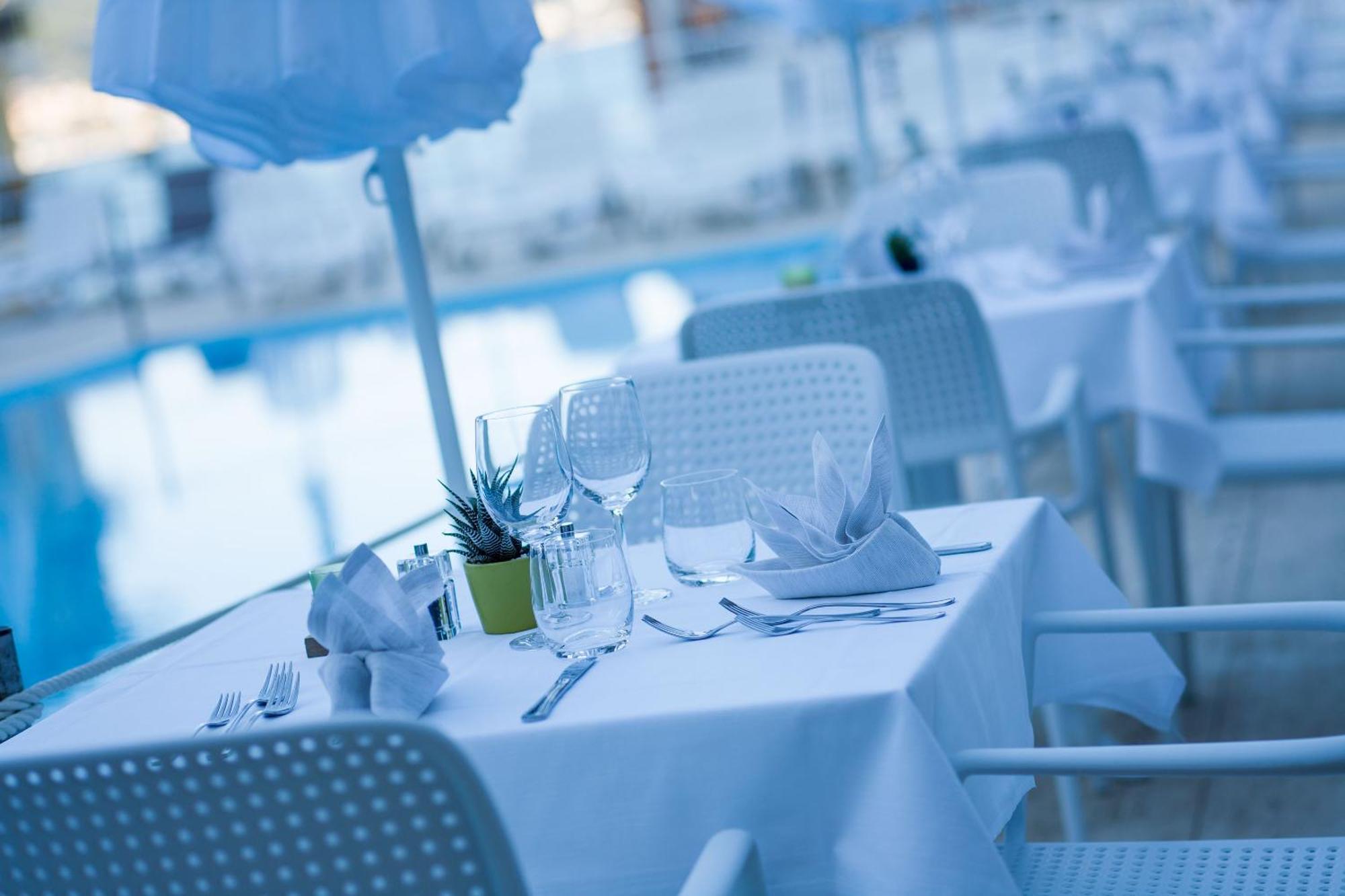 Hotel Moresco Диано-Марина Экстерьер фото